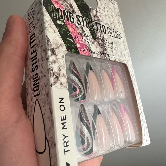 LONG STILETTO GLOSS NAILS PRESS ON WITH GLUE NAILS 24 nails last up to 7 days - Picture 5 of 7